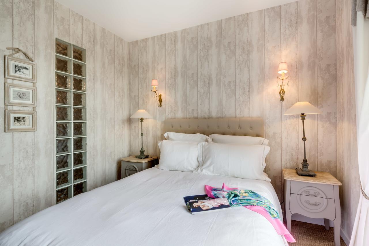Les Eaux Qui Rient Bed & Breakfast Сангине Екстериор снимка